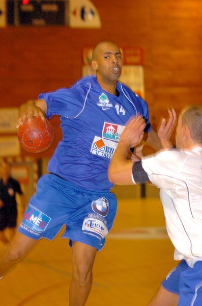 Adriano Marlin joueur — Cesson-Sévigné