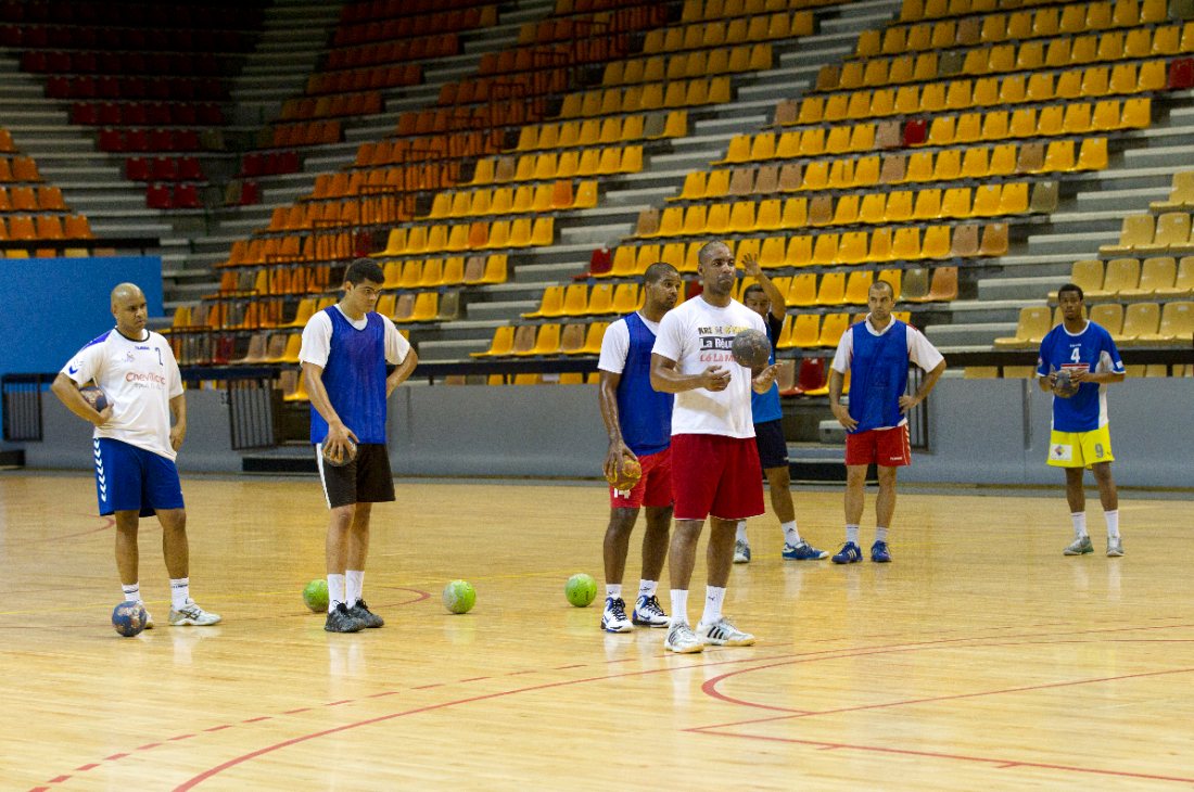 Adriano Marlin — Sélection de La Réunion contre le THW Kiel, 2012
